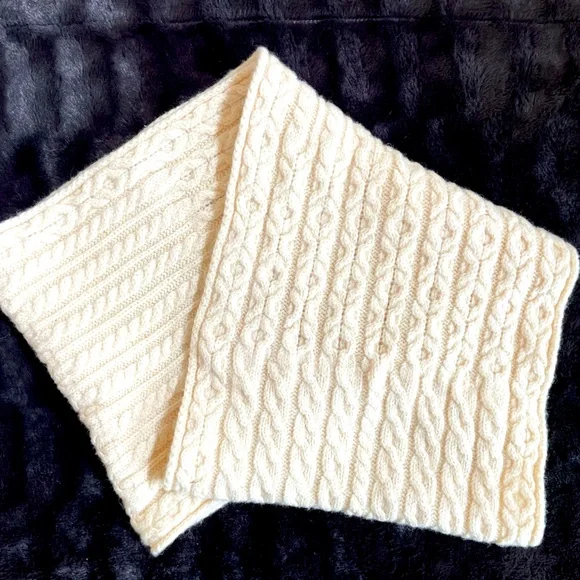 Irish wool wrap/ scarf Blarney Country Heritage Woolen Mills Ireland! - Picture 2 of 5